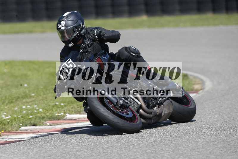 /44 09.08.2025 Plüss Moto Sport ADR/Freies Fahren/785